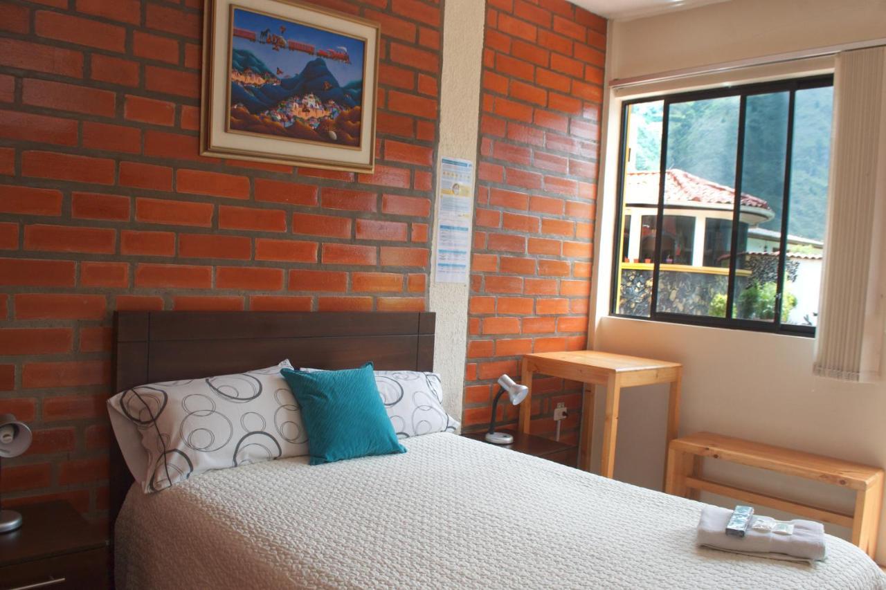 Hostal Monte Carmelo Banos  Bagian luar foto