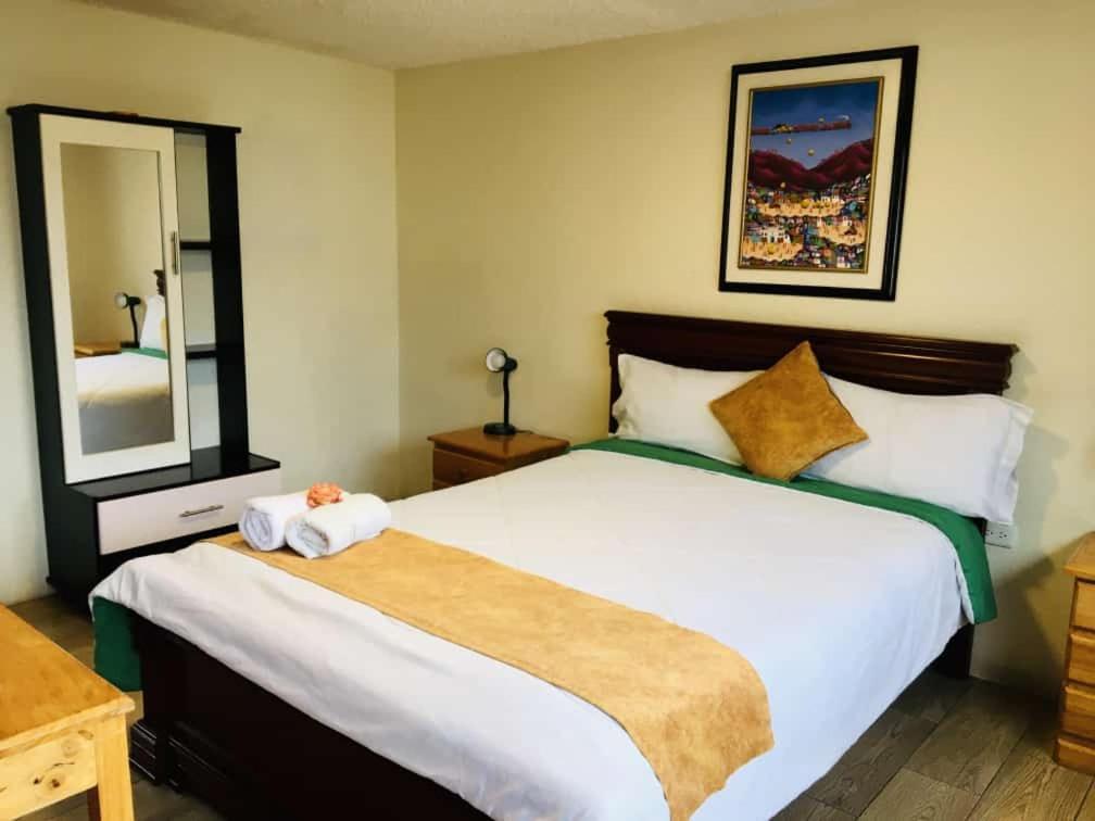 Hostal Monte Carmelo Banos  Bagian luar foto