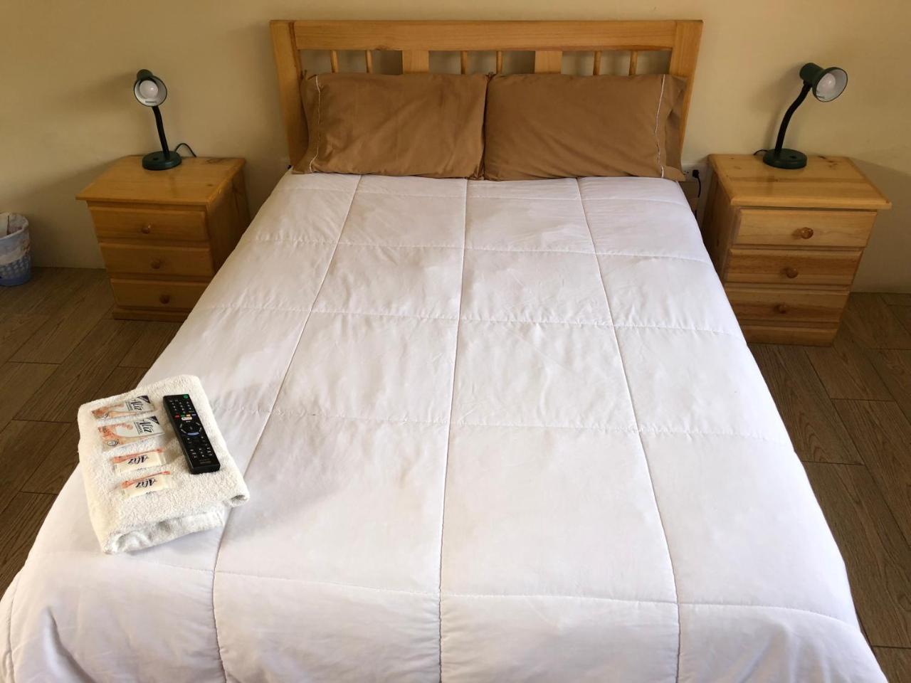 Hostal Monte Carmelo Banos  Bagian luar foto
